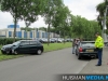 Automobiliste botst tegen geparkeerde auto in Veendam